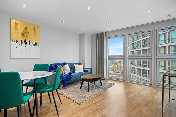 1 Bedroom Flat For Sale In New Providence Wharf, Fairmont Avenue, Canary Wharf, London, E14