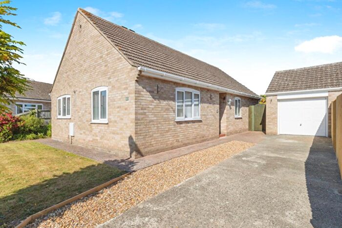 3 Bedroom Bungalow For Sale In Edenside Drive, Attleborough, NR17