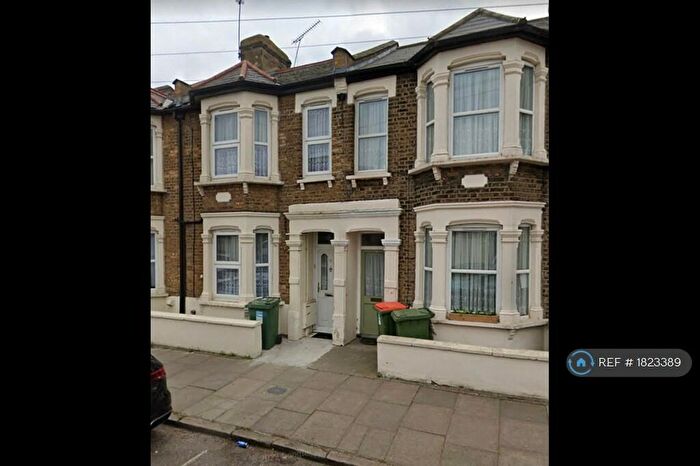 4 Bedroom Terraced House To Rent In Durham Road, London, E16