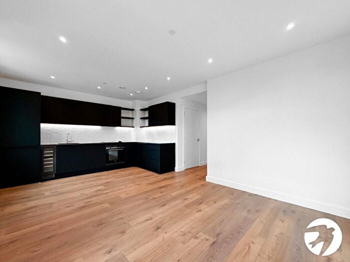 1 Bedroom Flat To Rent In Langham Grove, London, SE28