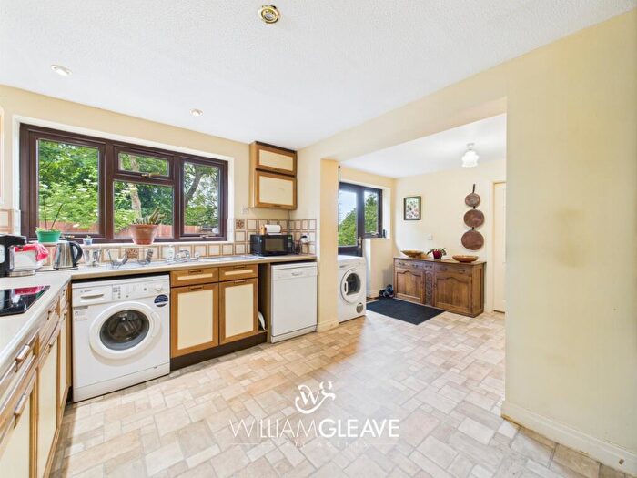 4 Bedroom Detached House For Sale In Bryn Aur, Gorsedd, Holywell, Flintshire, CH8