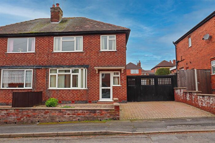 2 Bedroom Detached Bungalow For Sale In Margaret Avenue, Ilkeston, DE7