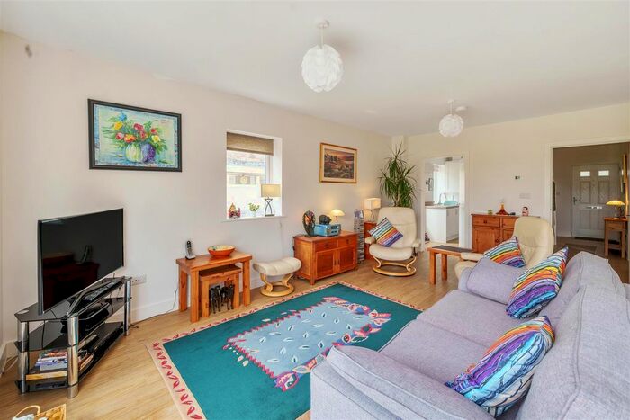 3 Bedroom Detached Bungalow For Sale In Knighton Lane, Broadmayne, Dorchester, DT2
