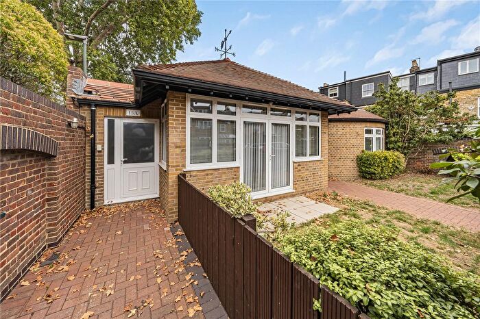 3 Bedroom Bungalow For Sale In White Hart Lane, London, SW13