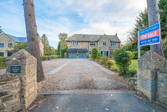 5 Bedroom Detached House For Sale In Lintzford Road, Hamsterley Mill, NE39