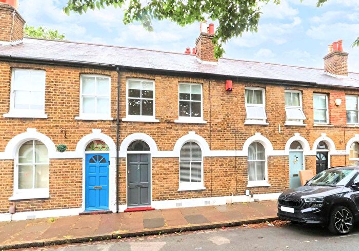 2 Bedroom Terraced House For Sale In Mooreland Road, Bromley, BR1