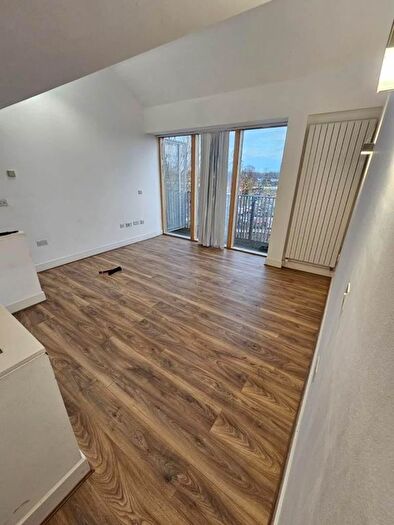 4 Bedroom Detached House To Rent In Cable Yard, Coventry, West Midlands, CV1