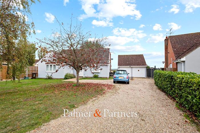 3 Bedroom Bungalow For Sale In Pyefleet View, Langenhoe, Colchester, Essex, CO5
