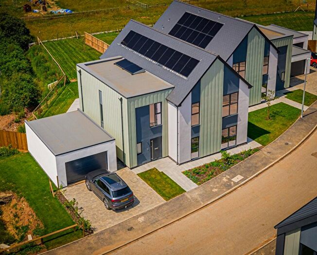 5 Bedroom Detached House For Sale In Rangeworthy Park, Rangeworthy, BS37