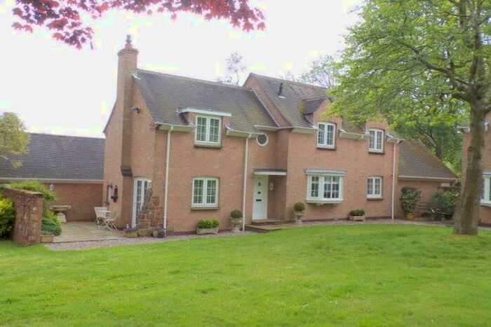 2 Bedroom Link Detached House To Rent In Caldy, Wirral, CH48