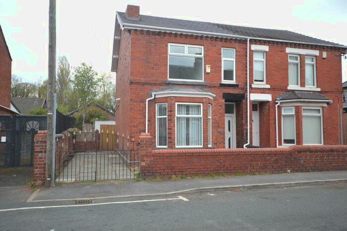 4 Bedroom Semi-Detached House To Rent In Station Road, Haydock, WA11