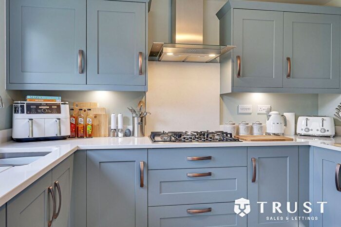 4 Bedroom Detached House For Sale In Churchyard Drive, East Ardsley, WF3