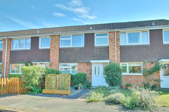 3 Bedroom Terraced House To Rent In Kestrel Close, St. Ives, PE27