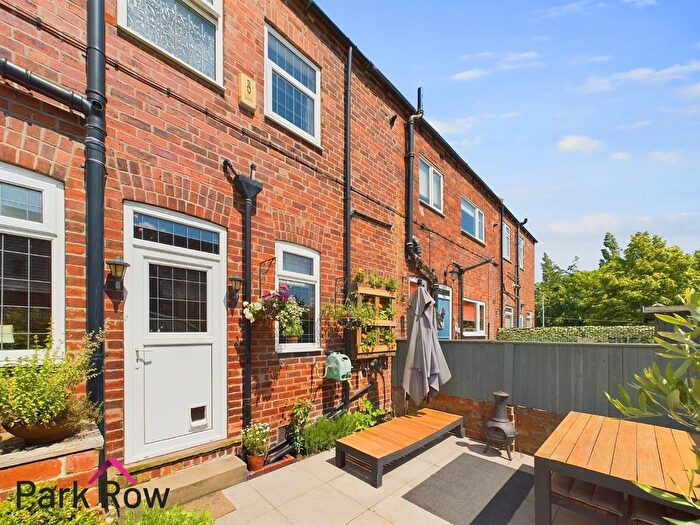 3 Bedroom Terraced House For Sale In School Terrace, Fairburn, Knottingley, WF11