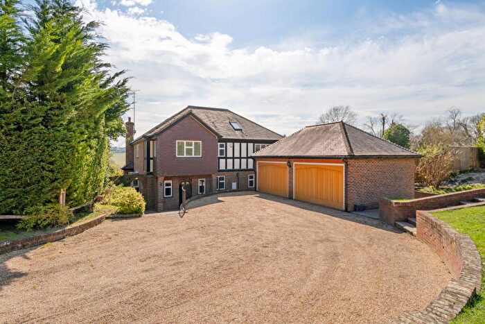 6 Bedroom Detached House To Rent In Chelsfield Hill, Orpington, BR6