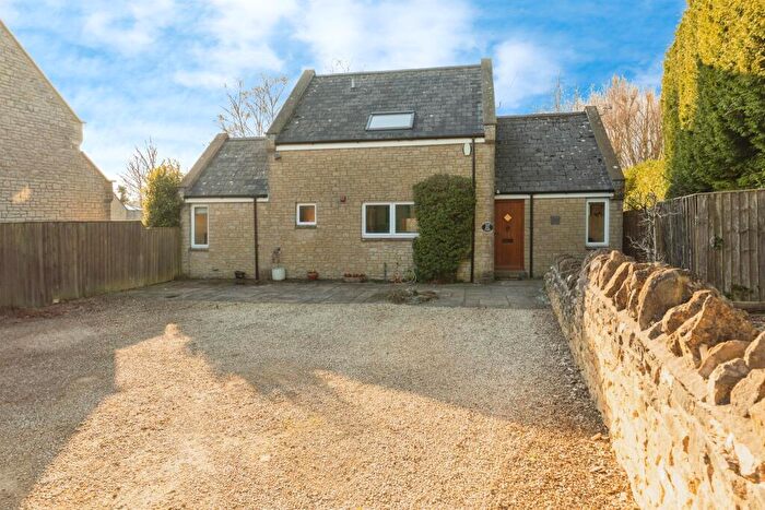 3 Bedroom Character Property For Sale In Chapel Lane, Old Sodbury, Bristol, BS37