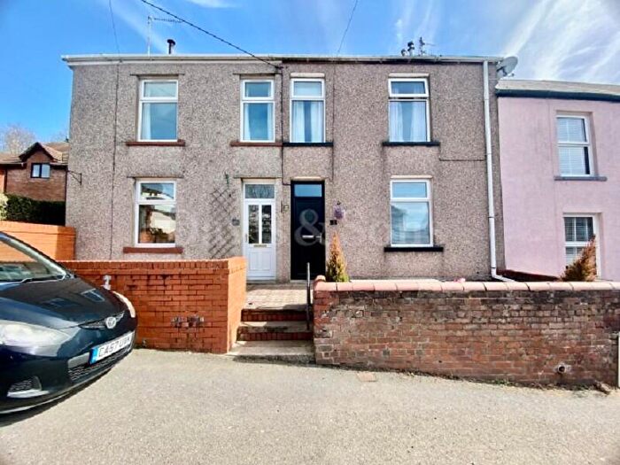 3 Bedroom End Of Terrace House For Sale In Prospect Place, Pentrepiod Road, Pontnewynydd, Pontypool, Monmouthshire., NP4