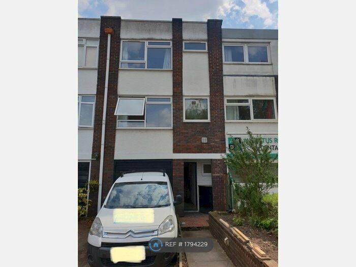 4 Bedroom Terraced House To Rent In Augustus Road, London, SW19