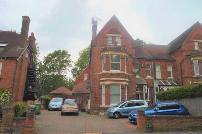 2 Bedroom Flat To Rent In Upper Lattimore Road, St Albans, AL1