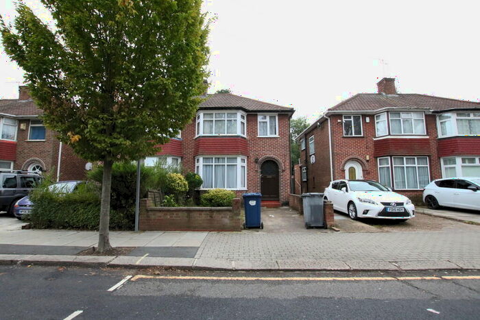 3 Bedroom Semi-Detached House To Rent In Booth Road, Colindale, NW9