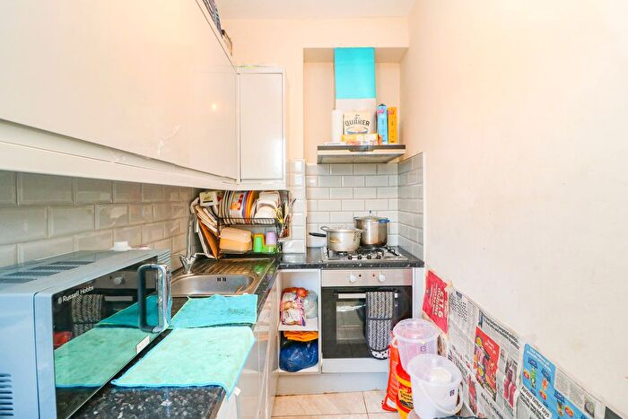 1 Bedroom Flat To Rent In Mill Lane, Carshalton, SM5