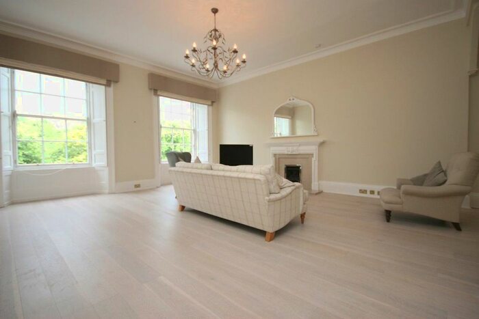4 Bedroom Flat To Rent In Royal Circus, New Town, Edinburgh, EH3