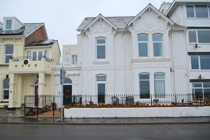 2 Bedroom Flat To Rent In Esplanade, Exmouth, EX8
