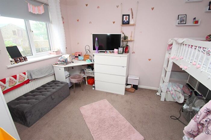 3 Bedroom End Of Terrace House For Sale In Newington Walk, Maidstone, Kent, ME14