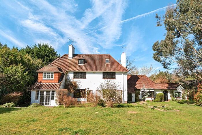 6 Bedroom Detached House To Rent In Old Avenue, West Byfleet, KT14