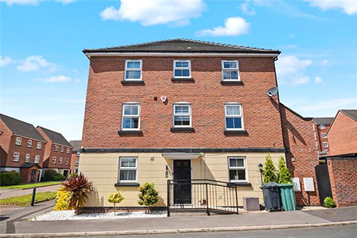 4 Bedroom End Of Terrace House To Rent In Blenkinsop Drive, Leeds, West Yorkshire, LS10