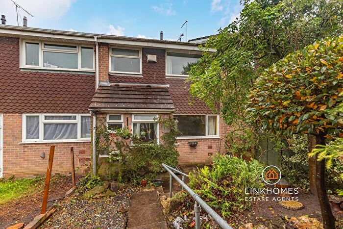 3 Bedroom Terraced House For Sale In Dacombe Drive, Poole, BH16