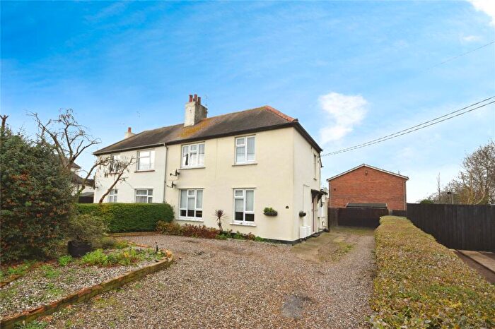 1 Bedroom Flat For Sale In Stambridge Road, Rochford, Essex, SS4
