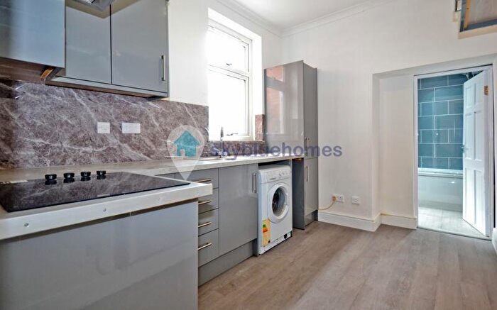 1 Bedroom Flat To Rent In Beaconsfield Road, Leicester, LE3