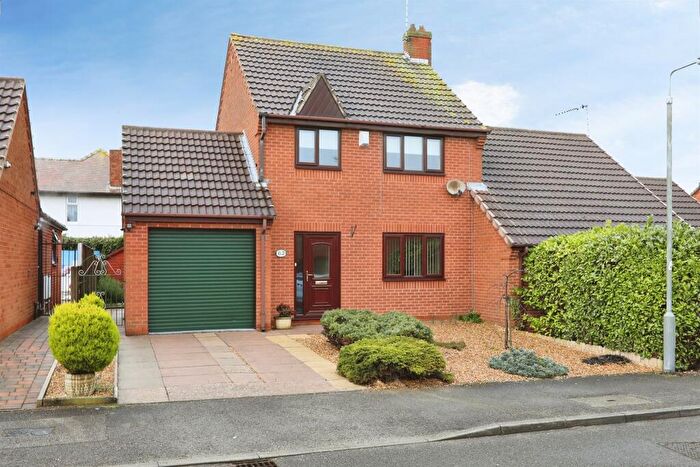 3 Bedroom Semi Detached House For Sale In Redforde Park Avenue, Retford, DN22