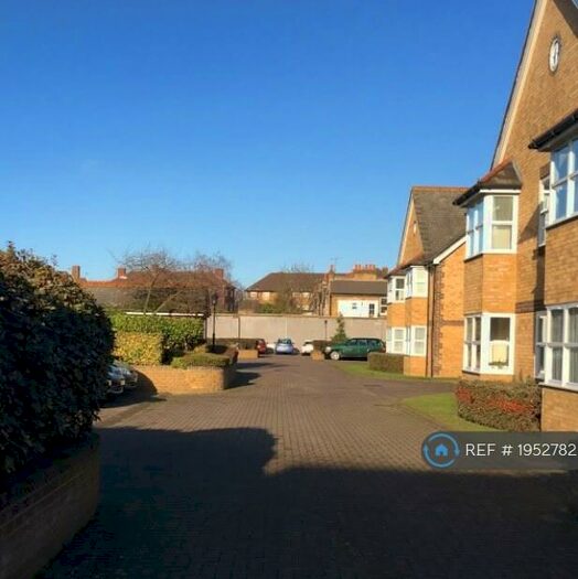 2 Bedroom Flat To Rent In Mortlake, London, SW14