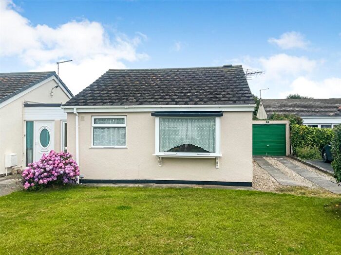 2 Bedroom Bungalow For Sale In Maethlon Close, Tywyn, Gwynedd, LL36