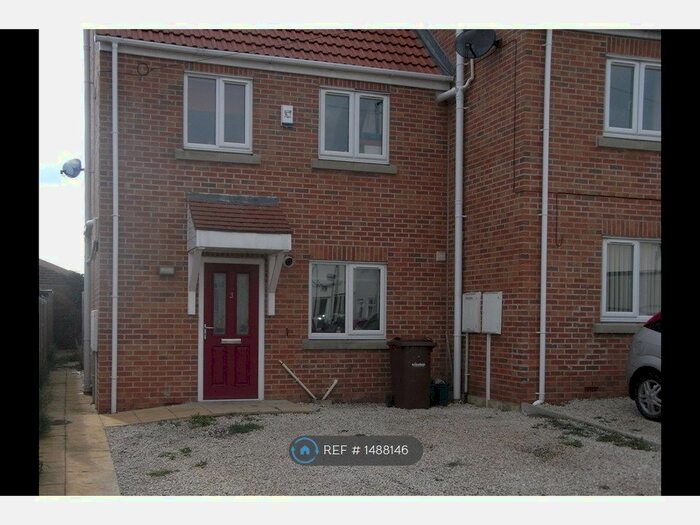 3 Bedroom End Of Terrace House To Rent In Short Street, Featherstone, WF7