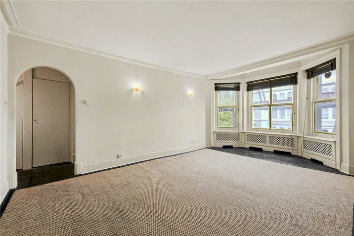 1 Bedroom Flat To Rent In Colville Road, London, W11