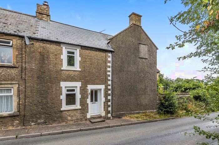 2 Bedroom Cottage For Sale In Hillside, Burton, SN14