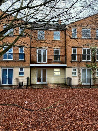 4 Bedroom Terraced House To Rent In Parnell Road, Stapleton, Bristol BS16