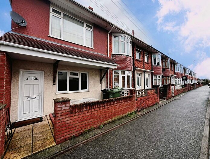 2 Bedroom Maisonette To Rent In Hayling Avenue, Baffins, PO3