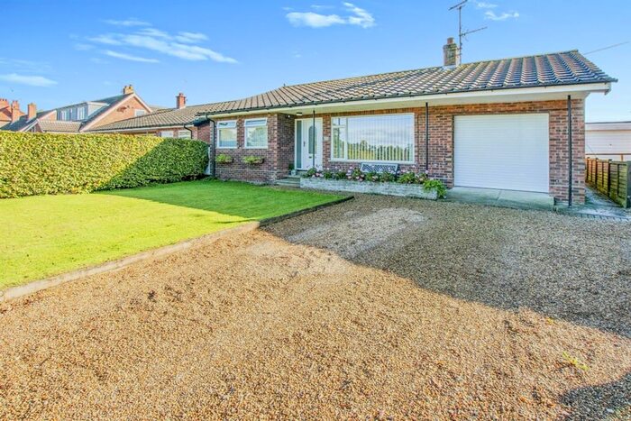 3 Bedroom Detached Bungalow For Sale In Skinners Lane, Wroxham, Norwich, NR12