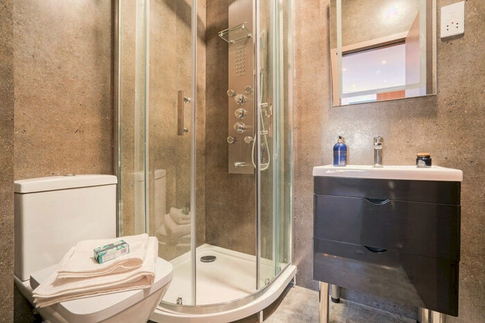 1 Bedroom Apartment To Rent In Unity Place, RG24
