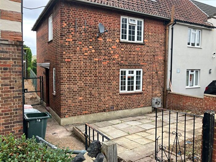 3 Bedroom End Of Terrace House To Rent In Jenkins Road, London, E13