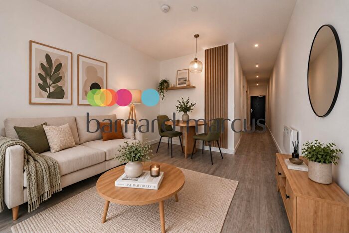 Apartment To Rent In Purley Way, Croydon, CR0