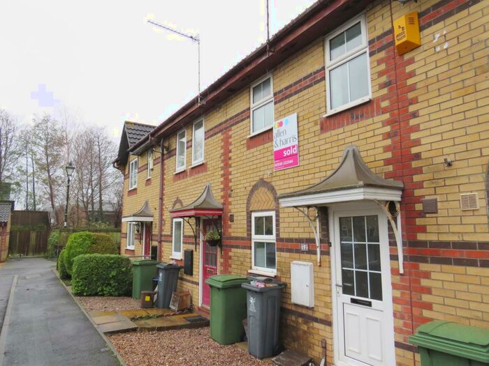 2 Bedroom House To Rent In Blaise Place, Cardiff, CF11