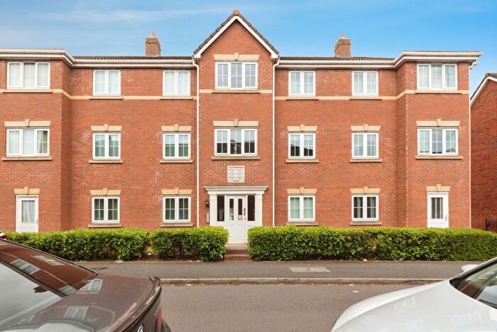 2 Bedroom Flat For Sale In Clifford Road, Birmingham, West Midlands, B11