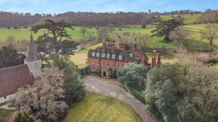 24 Bedroom House For Sale In The Street, Compton, Guildford, Surrey, GU3