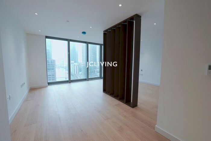 Studio To Rent In Landmark Pinnacle, London, E14