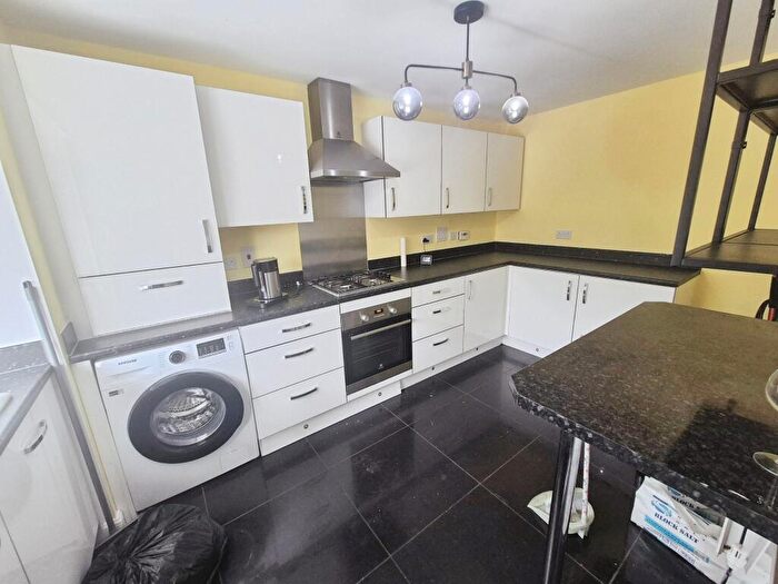 4 Bedroom Terraced House To Rent In Wilmott Road, Rushden, NN10